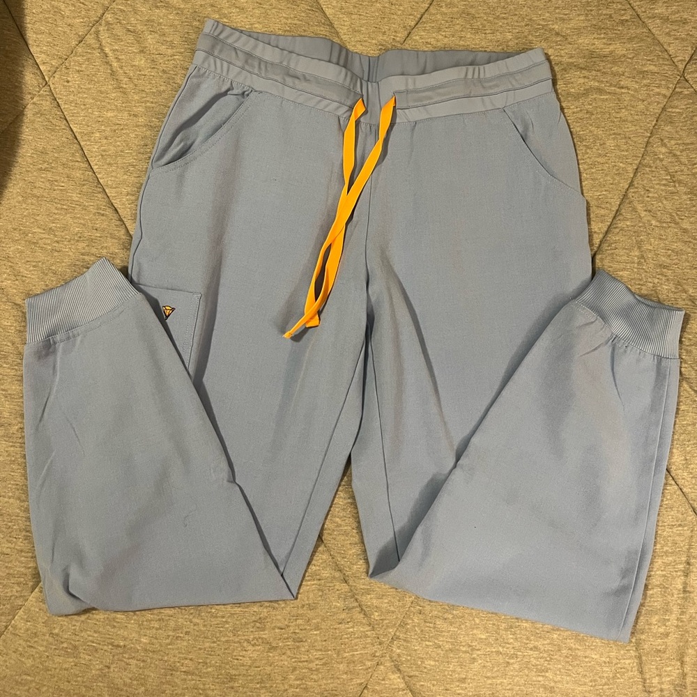 Ceil blue poppy scrub bottoms